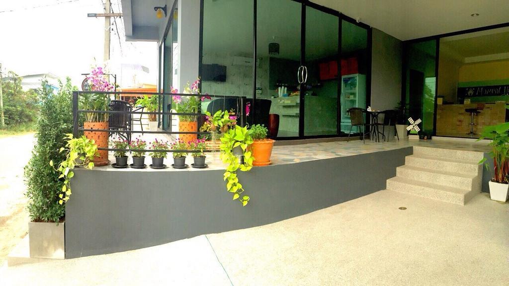 Moment House Hua Hin Hostel Exterior photo